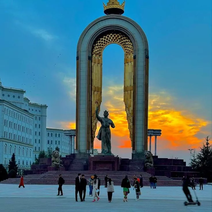 خرید بلیط هواپیما شهر دوشنبه به مشهد