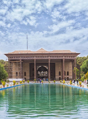 کاخ چهل ستون
